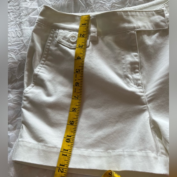 Jones New York White/Off White Low Rise Shorts - Picture 5 of 8